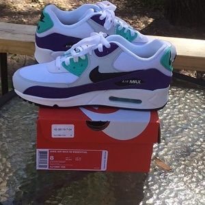 Nike Air Max 90 Essential